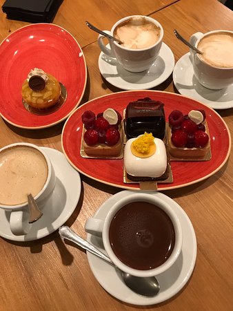 Café y postre: combinaciones que sorprenden